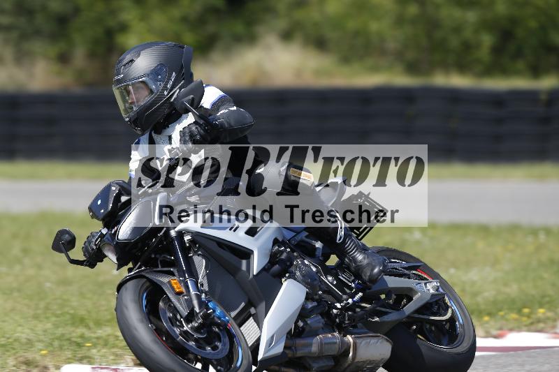 Archiv-2025/48 25.08.2025 Cornu Master School ADR/blau-bleu/100